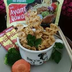 Keripik INDOMIE bawang kriuk crispy enyak