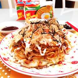 OkonoINDOMIEyaki (Okonomiyaki Indomie Goreng)