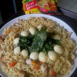 INDOMIE KARI AYAM BAYAM CRISPY