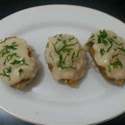 Baked potato with creamy noodle