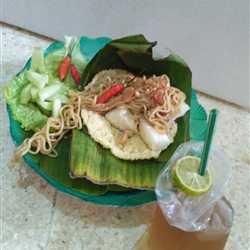 Plam singkong Indomie goreng
