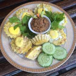 Kembang MIE bumbu kacang
