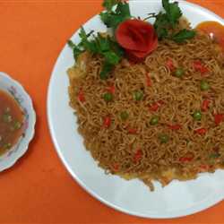 Mie Saus Kacang Polong
