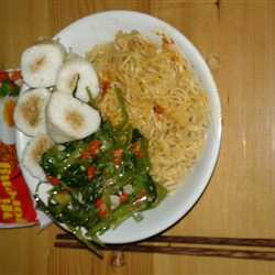 Mie cah kangkung +lontong