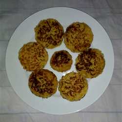 Wingko mie keju