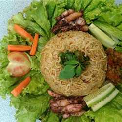 namie (nasi mie) liwet khas sunda